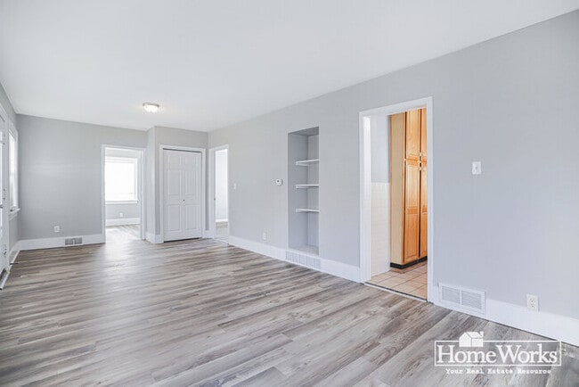 Photo - Your Ideal Home Awaits in River Park!