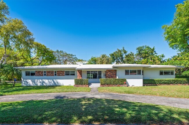 Building Photo - 501 NE 51st St Rental