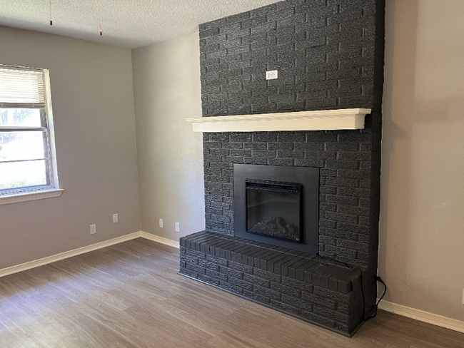 Photo - 205 San Jacinto Ct