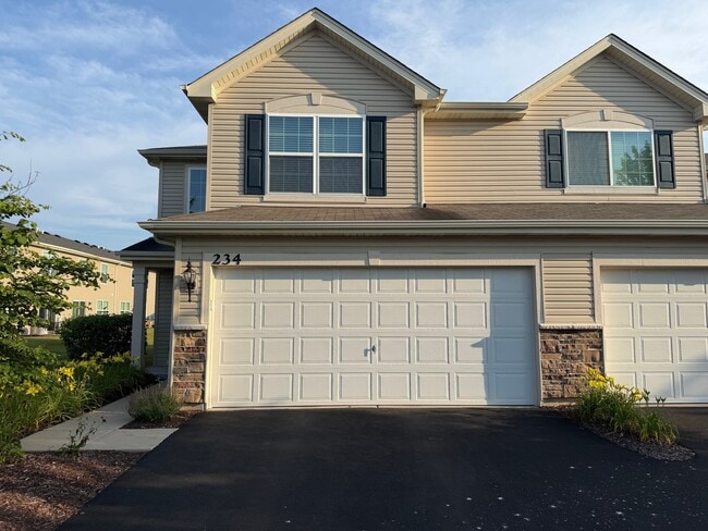 Building Photo - 234 Wildmeadow Ln