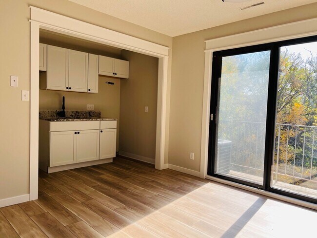 Photo - Beautiful, Remodeled Studio Unit B-34
