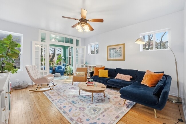 Photo - 7657 N Greenview Ave Unit 2