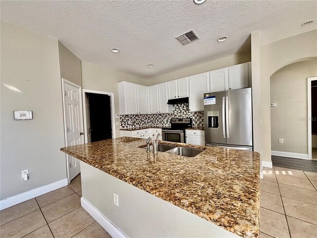 Photo - 2117 Lili Petal Ct