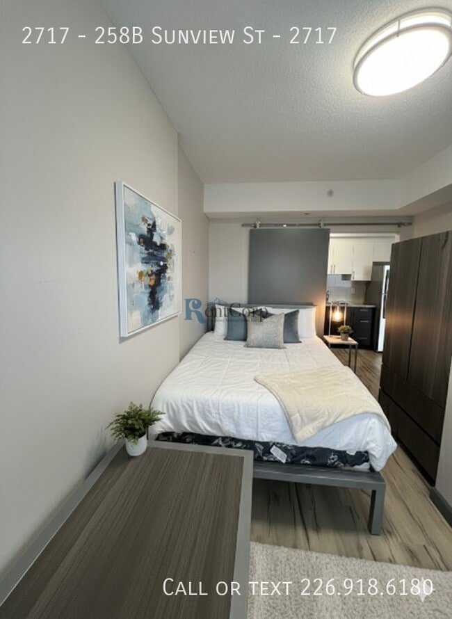 Photo - 258B-258B Sunview St