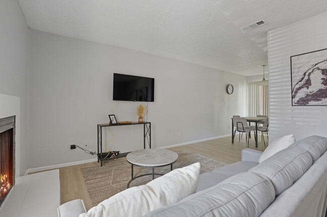 1955 Larkspur Dr Unit SI FL3-ID1613242P