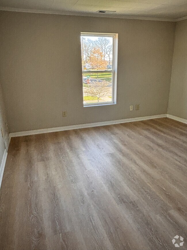 Building Photo - 307 Cleveland Ave Unit 307.5 Cleveland Rental
