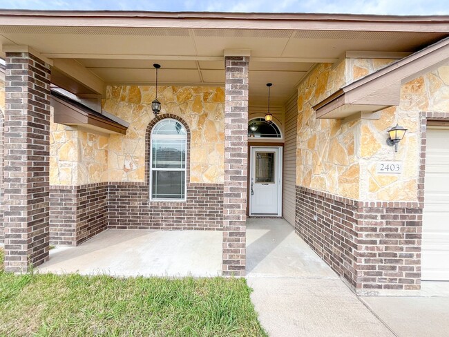 Photo - Available NOW This charming 1 story, 3 bedroom, 2 bath house could be your next home! Beautiful c...