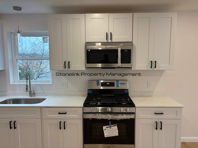 Photo - *1014 Douglas Avenue Unit 1