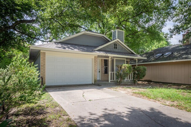 Photo - 3118 Lucida Ln