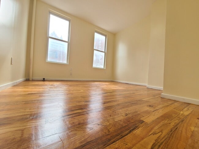 Photo - 167 Hopkins St Unit 2