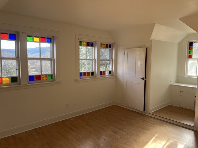 Photo - 180 W Main St Apartment Unit 7