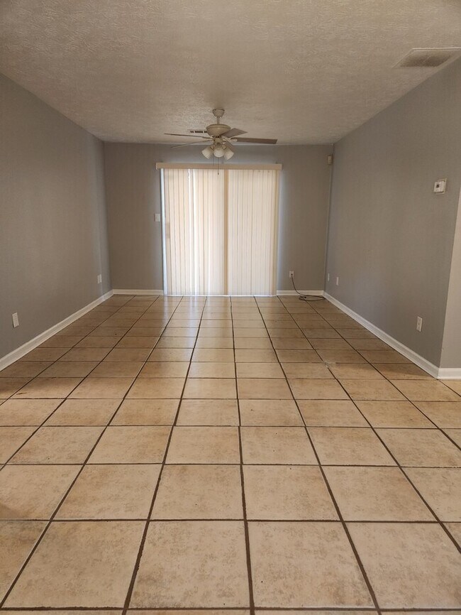 Photo - Make this home your sweet space! Unidad 80