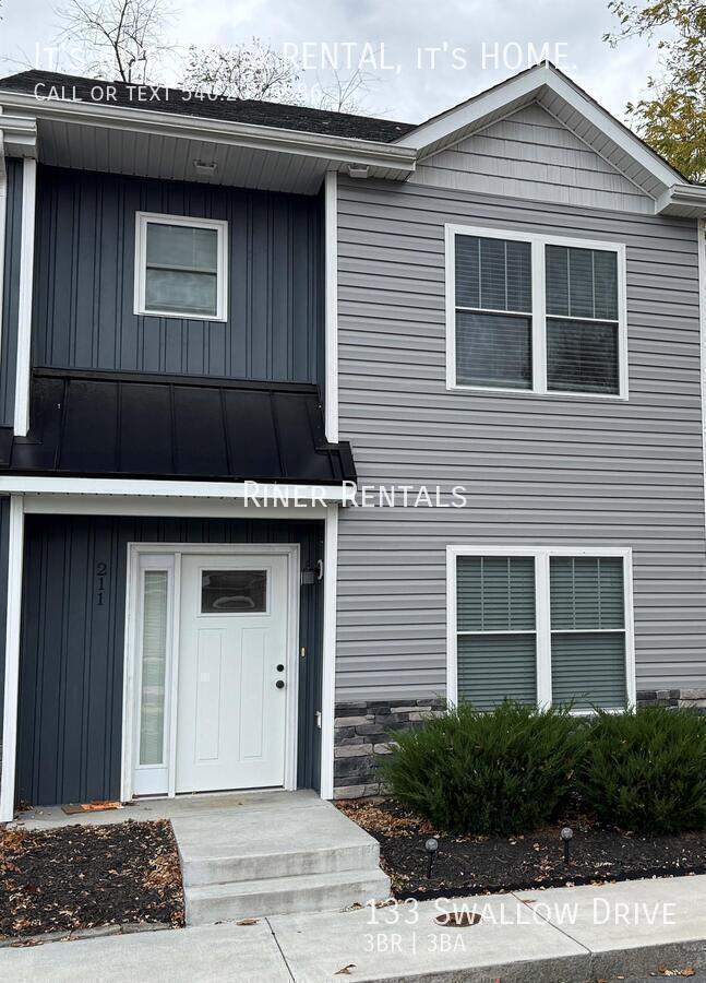 Building Photo - 133 Swallow Dr