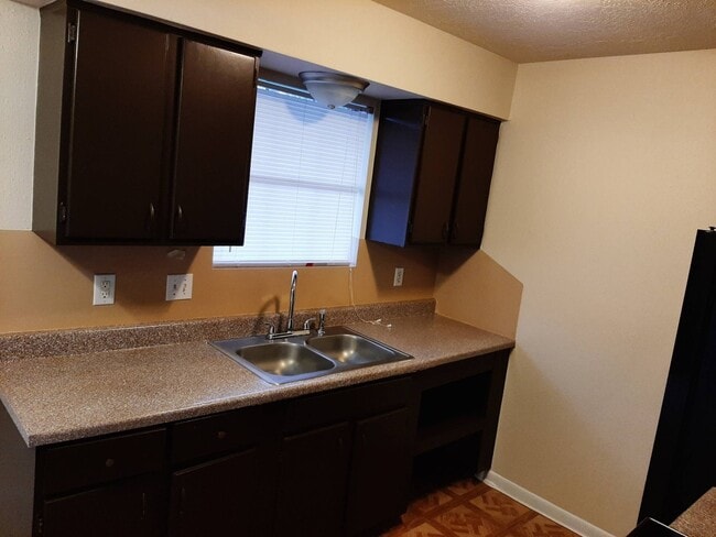 Photo - 1526 East Ave