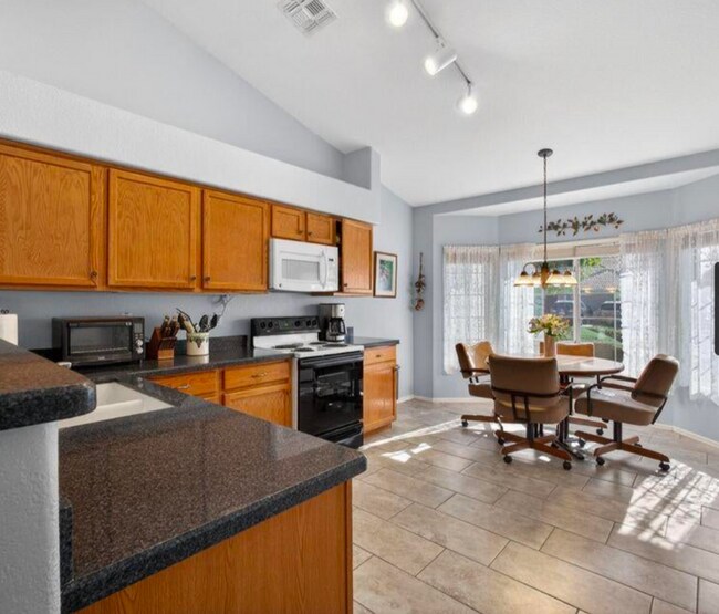 Photo - GORGEOUS home in the heart of Gilbert!