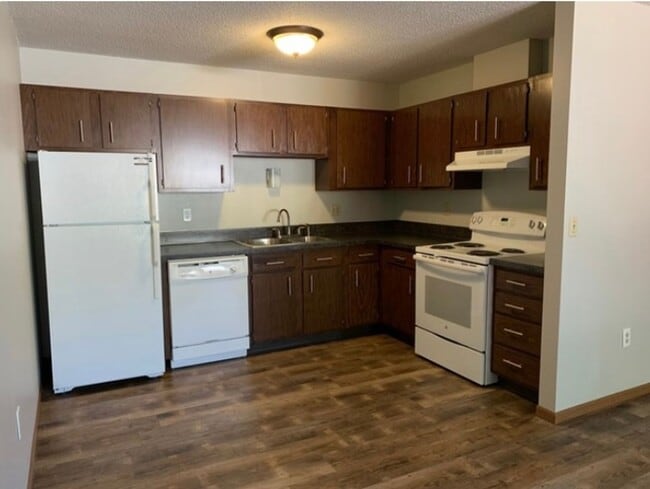 Building Photo - 1019 5th Ave NW Unit 3