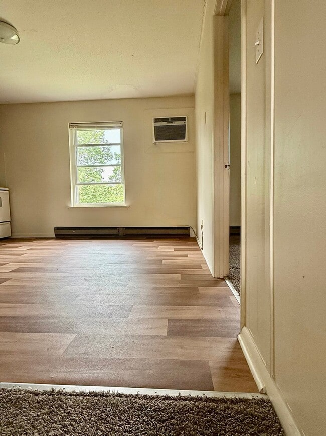 Photo - 141 Hendricks Blvd Unit 141-6