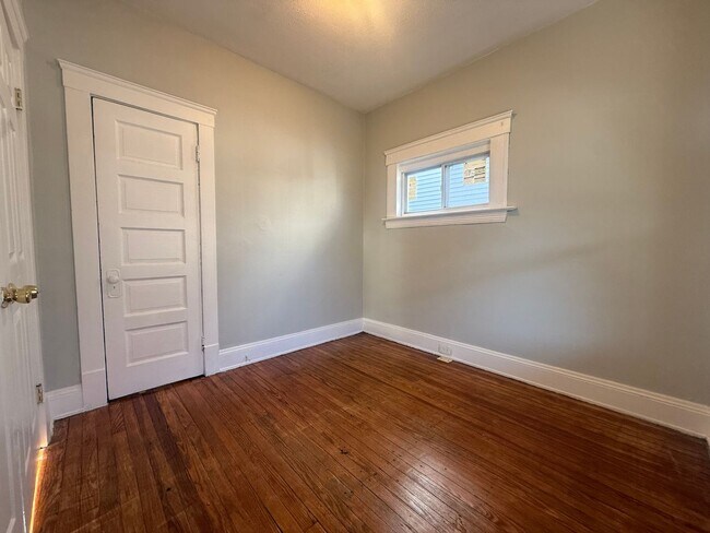 Photo - 4350 W 28th St Unidad 4350 W 28th St (Down)