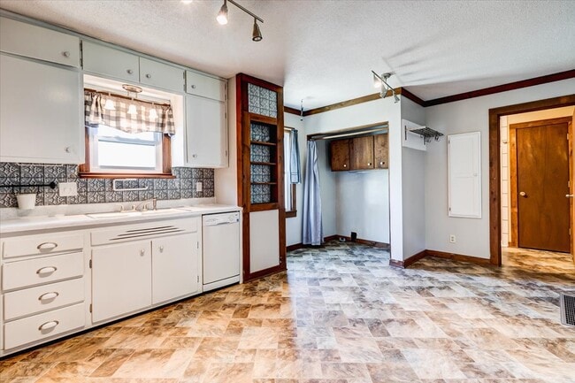 Photo - 760 Frank St