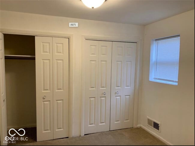 Photo - 330 W 40th St