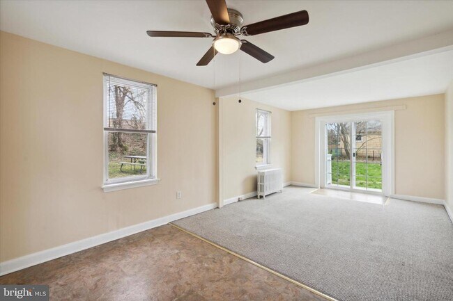 Photo - 535 East Ave