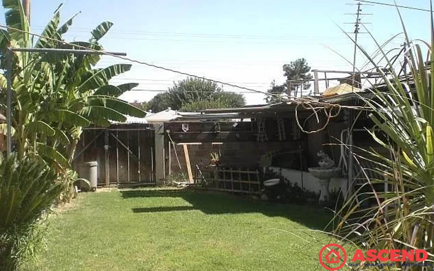 Photo - Spacious 4BD/1.5BA Home in Bakersfield's 93308!