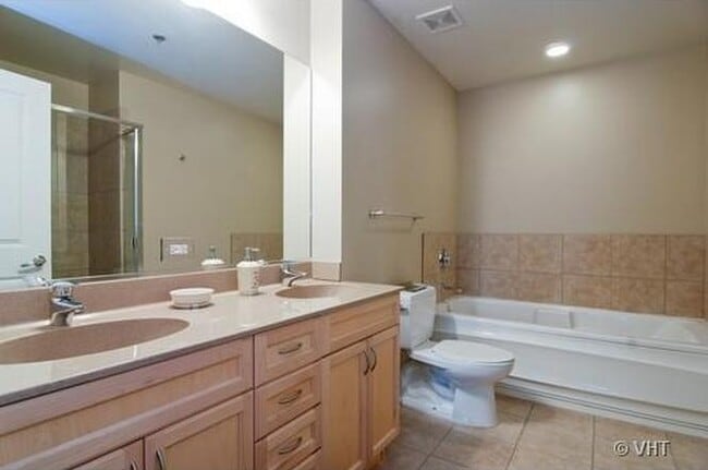 Photo - 1250 S Michigan Ave Unit 502
