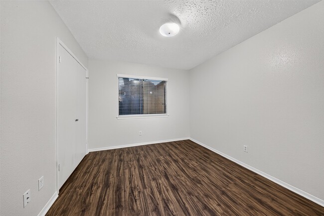 Photo - 3107 Pecan Point Dr