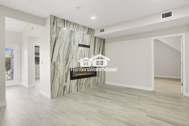 Photo - 18741 E Water Dr Unit B