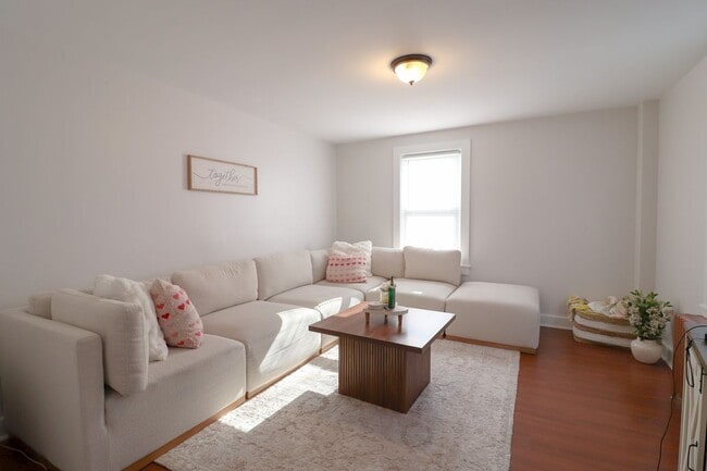 Photo - 167 N Main St Apartment