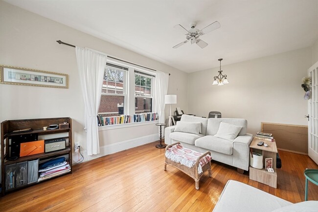 Photo - 736 Washington St Unit 5