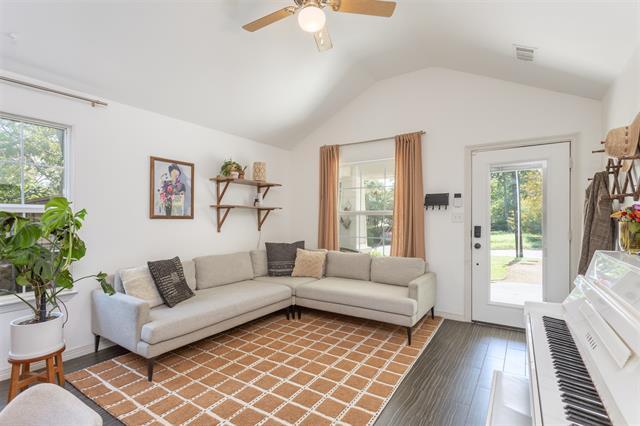 Photo - 1211 Garcia St