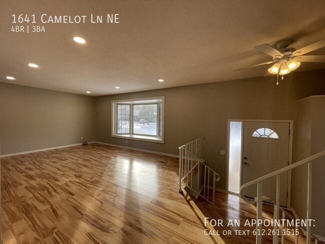 Photo - 1641 Camelot Ln NE