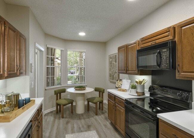 Kitchen with breakfast nook