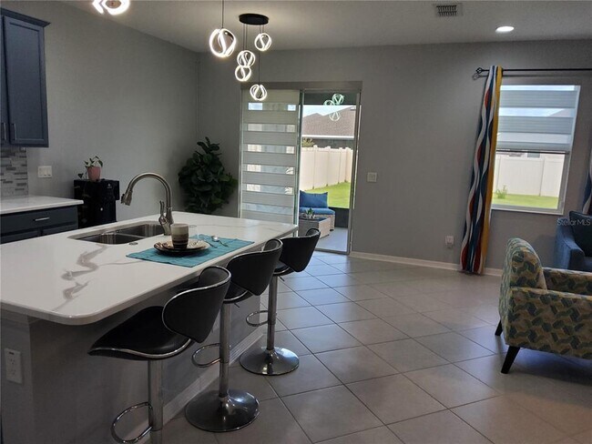 3813 San Isidro Cir