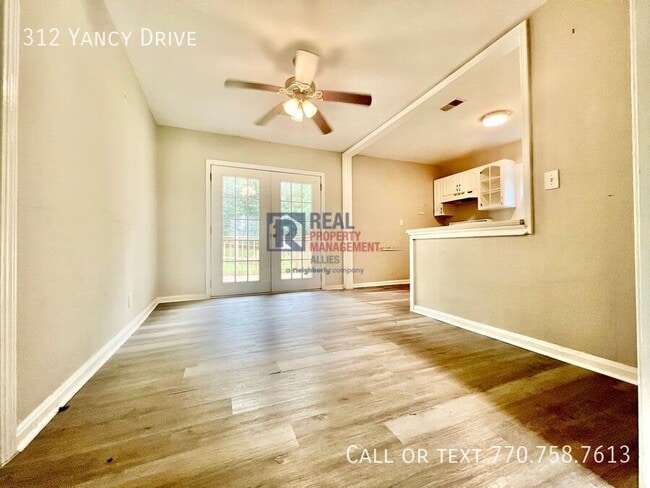 Photo - 312 Yancy Dr SE