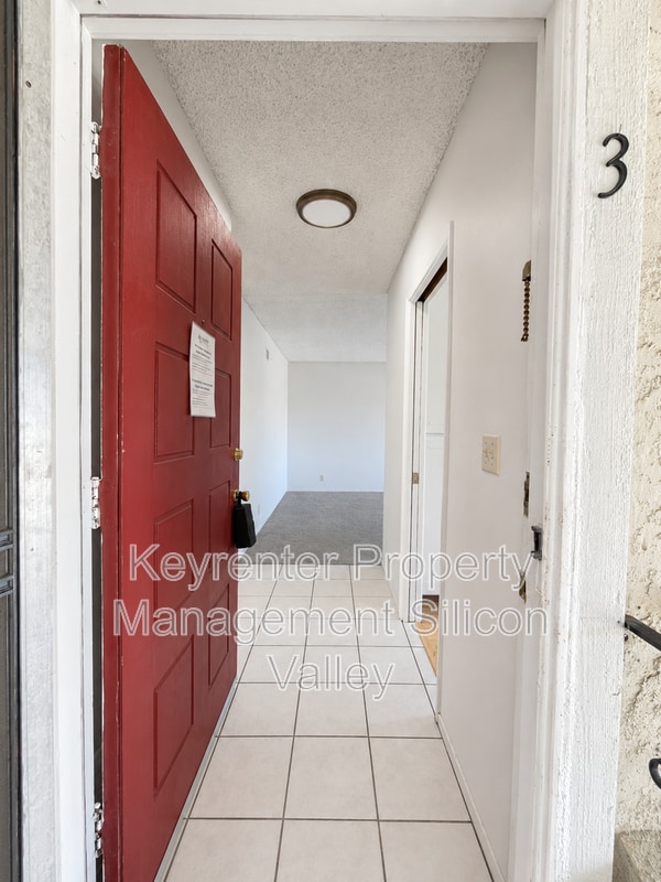Photo - 1104 Delna Manor Ln