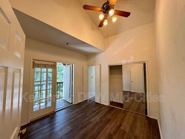 Photo - 4800 W Lovers Ln