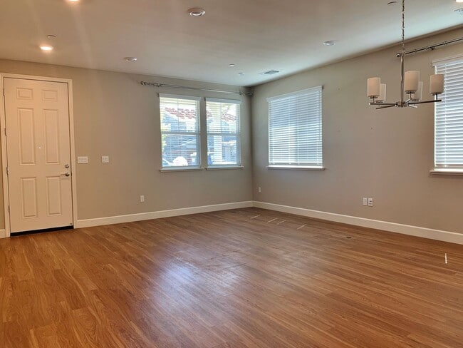 Photo - Single Story Craftsmen in Hollister