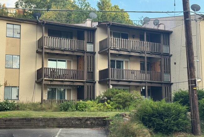 Building Photo - THE VILLAGES SOUTH 310
