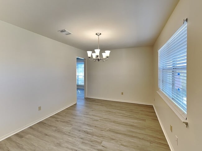 Photo - 4806 Lost Oak Dr