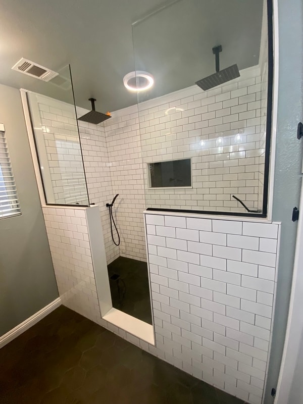 Photo - 2087 Saratoga Pl