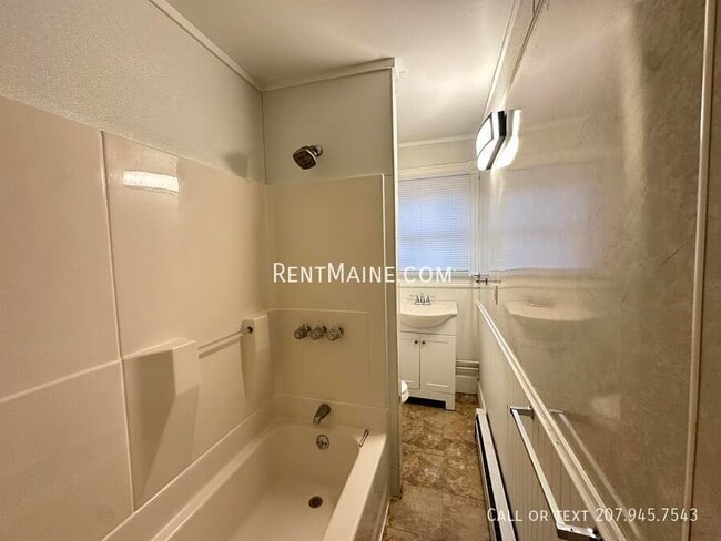 Photo - 99 Sanford St Unit B