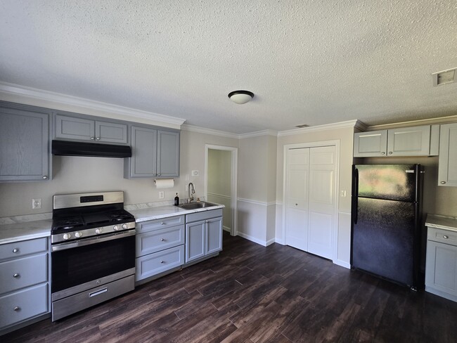 Photo - 66 Horace Greeley Rd Unidad AD