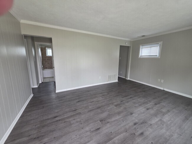 Photo - 3825 Kenard Ct