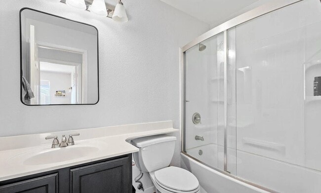 Photo - 16618 S 28th Pl