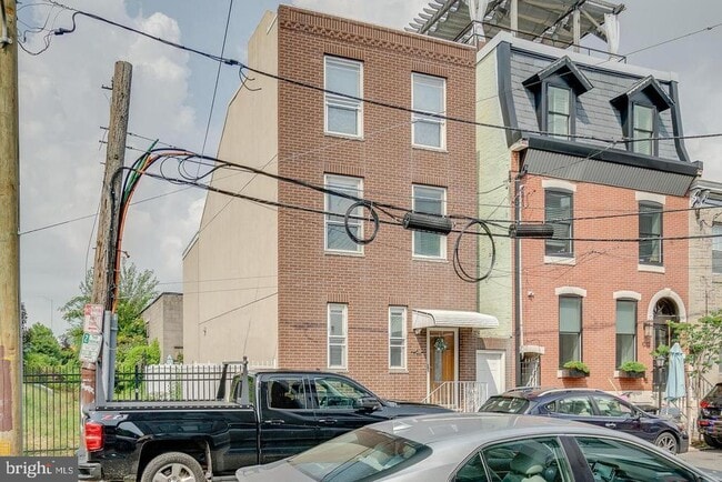 Building Photo - 1030 Marlborough St Rental