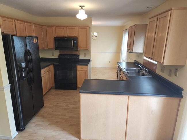 Photo - 3819 Claybridge Dr