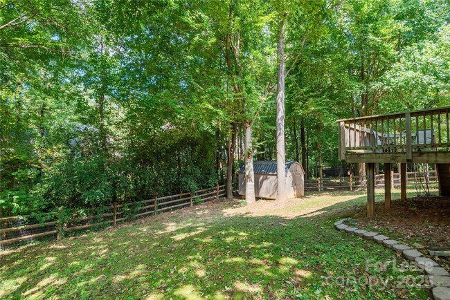 Photo - 10024 Avon Farm Ln