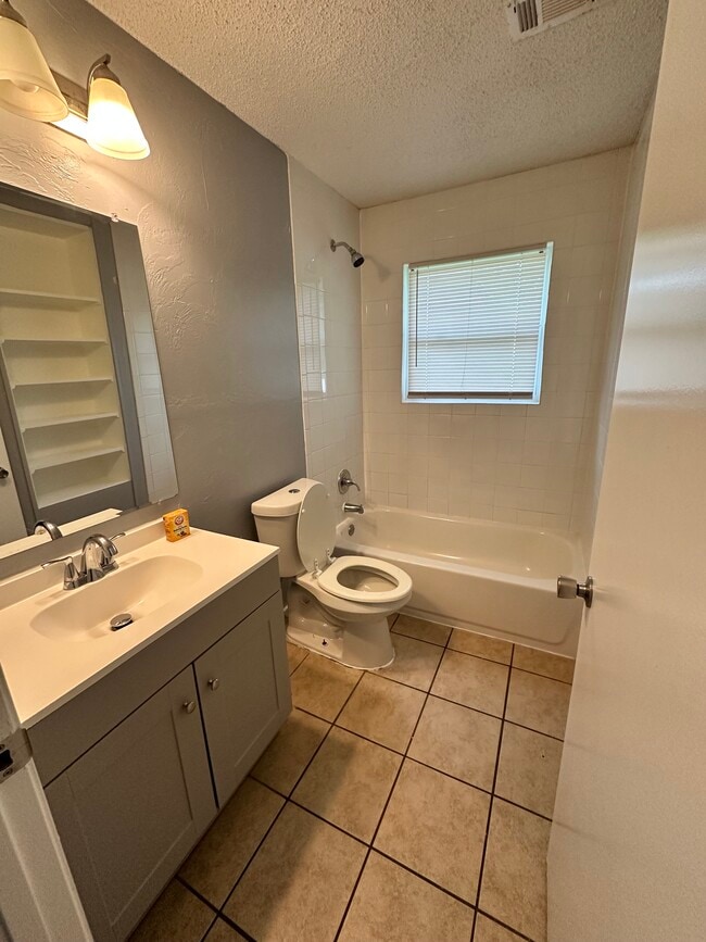 Photo - 1528 SE 47th Pl